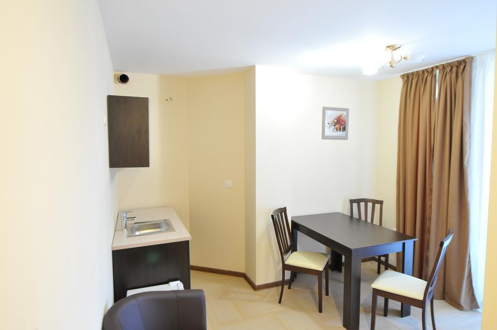 Diva Hotel Blagoevgrad Værelse billede